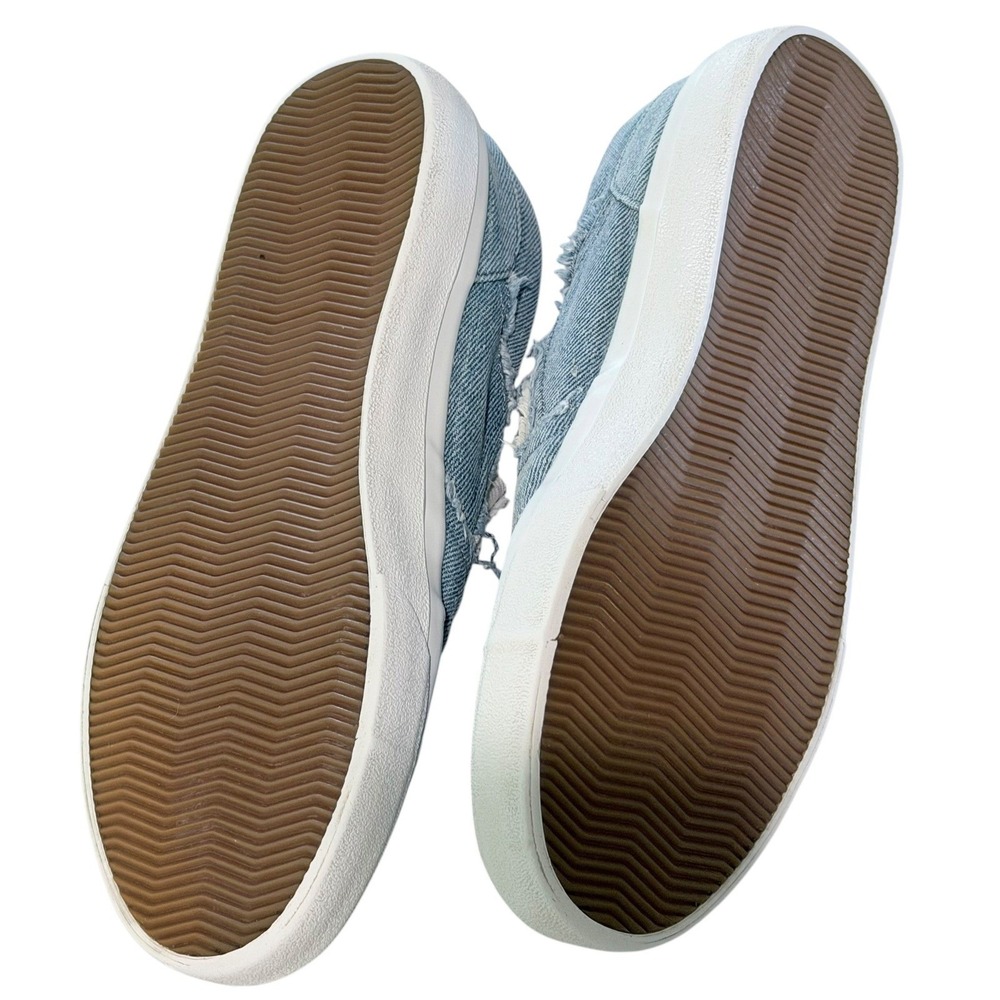Lucky Brand Denim Slip On Sneakers Light Wash Frayed Distressed Shoes Women's 9M - Picture 8 of 8